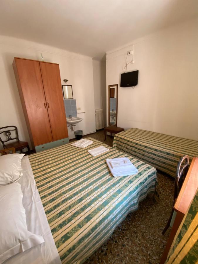 Hotel Primavera Sanremo Dış mekan fotoğraf