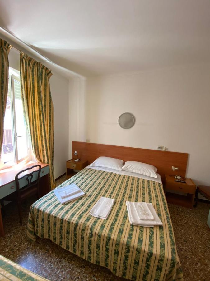 Hotel Primavera Sanremo Dış mekan fotoğraf