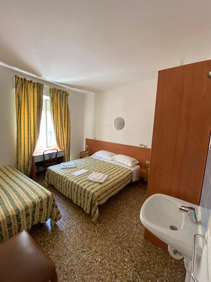 Hotel Primavera Sanremo Dış mekan fotoğraf